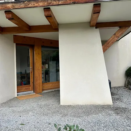 Les Vergers Homestay *